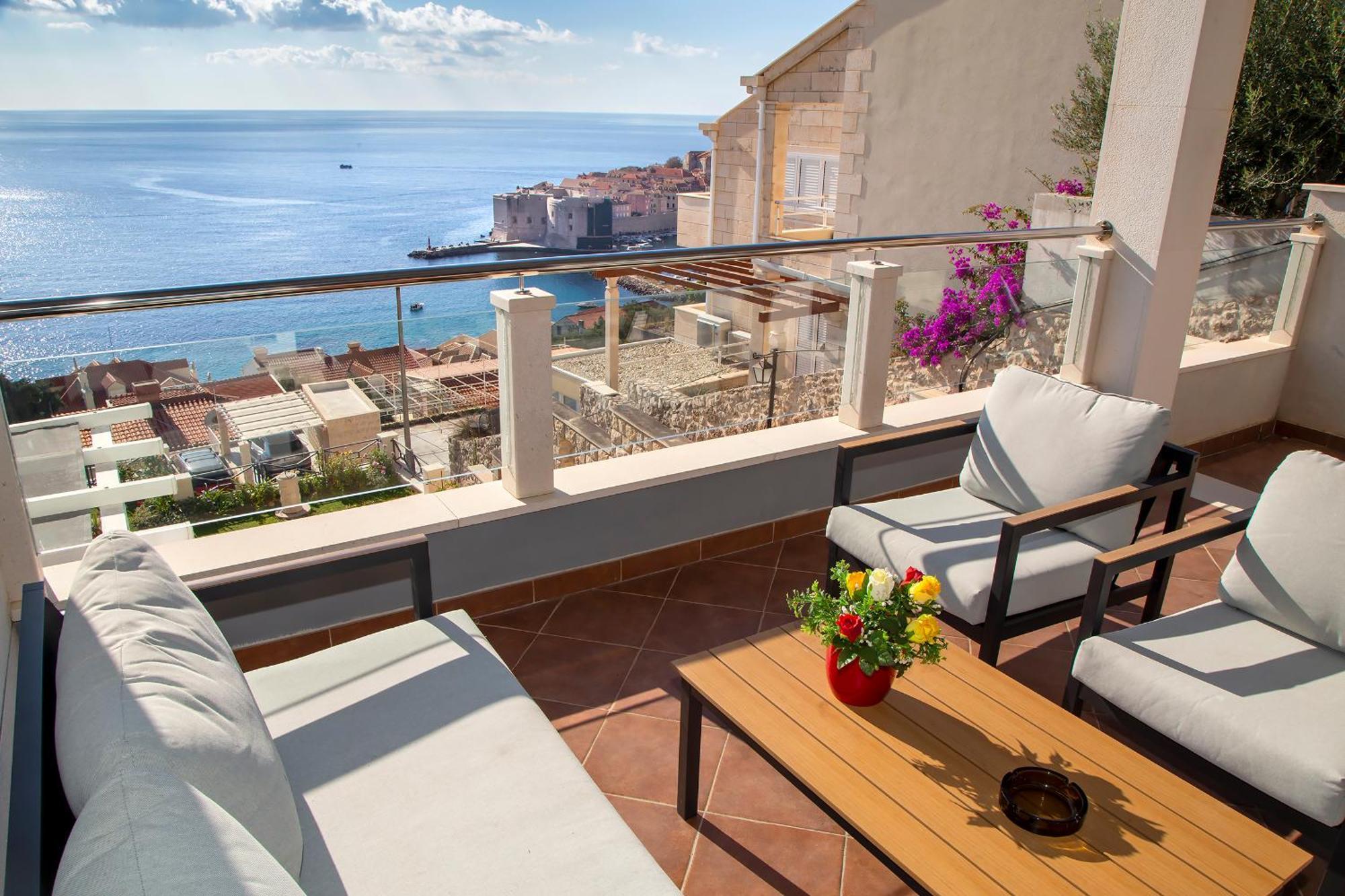 73 Stairs Apartment ดูบรอฟนิก ภายนอก รูปภาพ